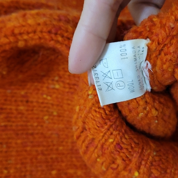 Ladies sweater - Picture 6 of 6